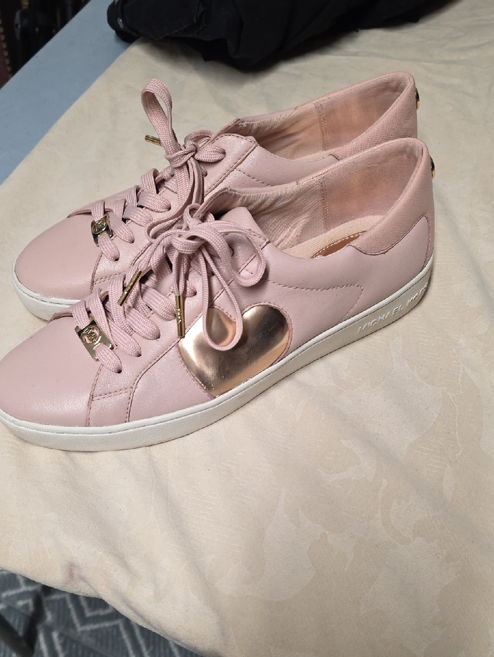 Michael Kors Pink Leather Low-Top Sneakers with Metallic Heart